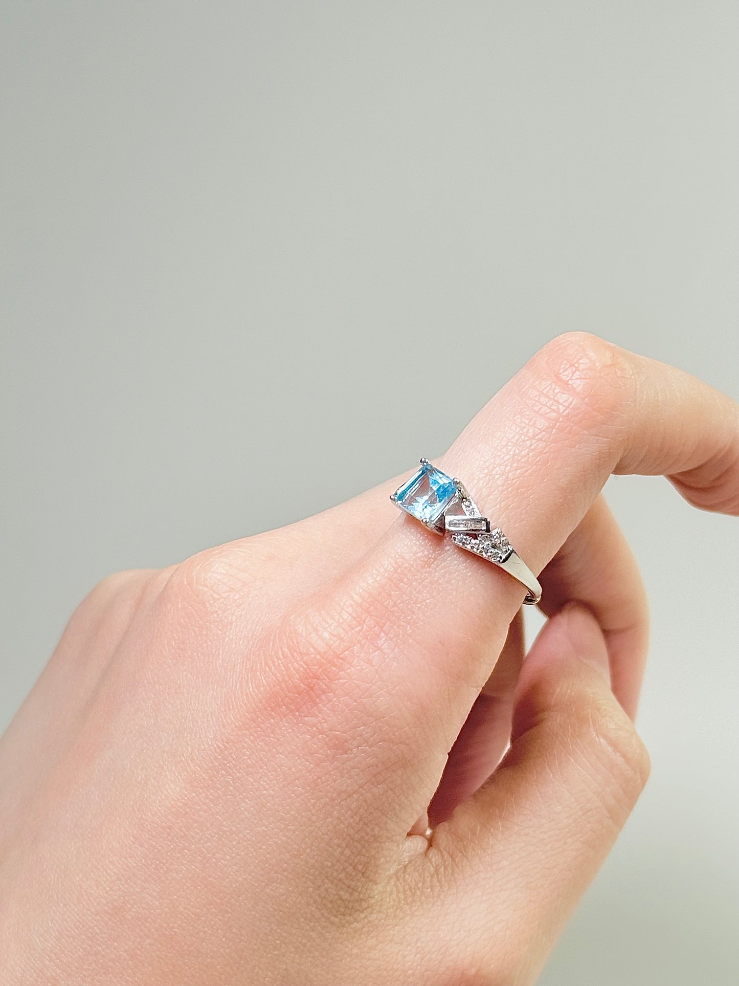Topaz 925Sliver Adjustable Size Ring