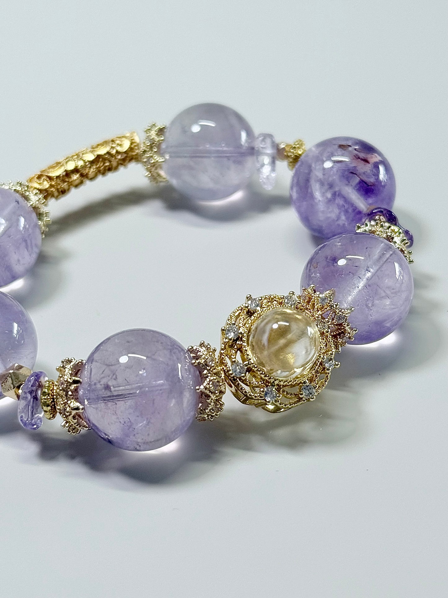 Amethyst in Victorian era Golden Style - 17mm