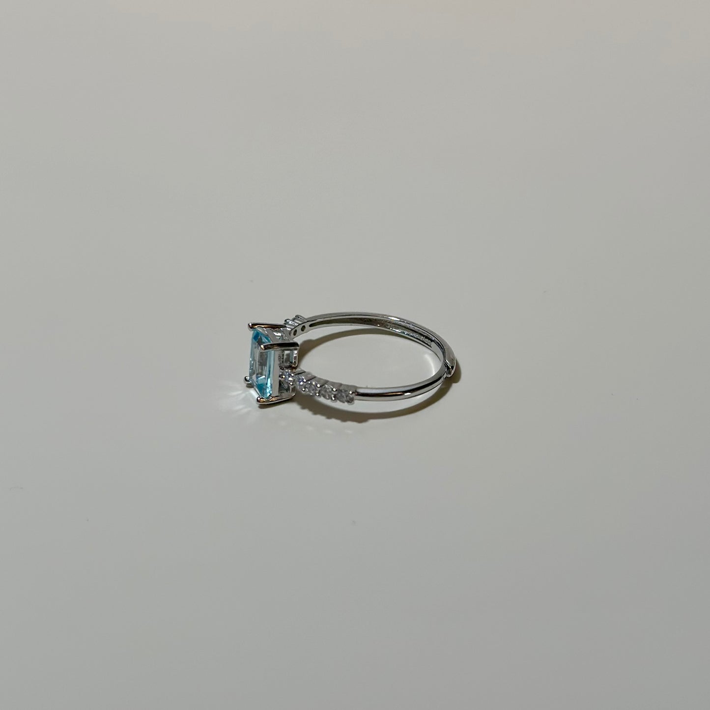 Topaz 925Sliver Adjustable Ring