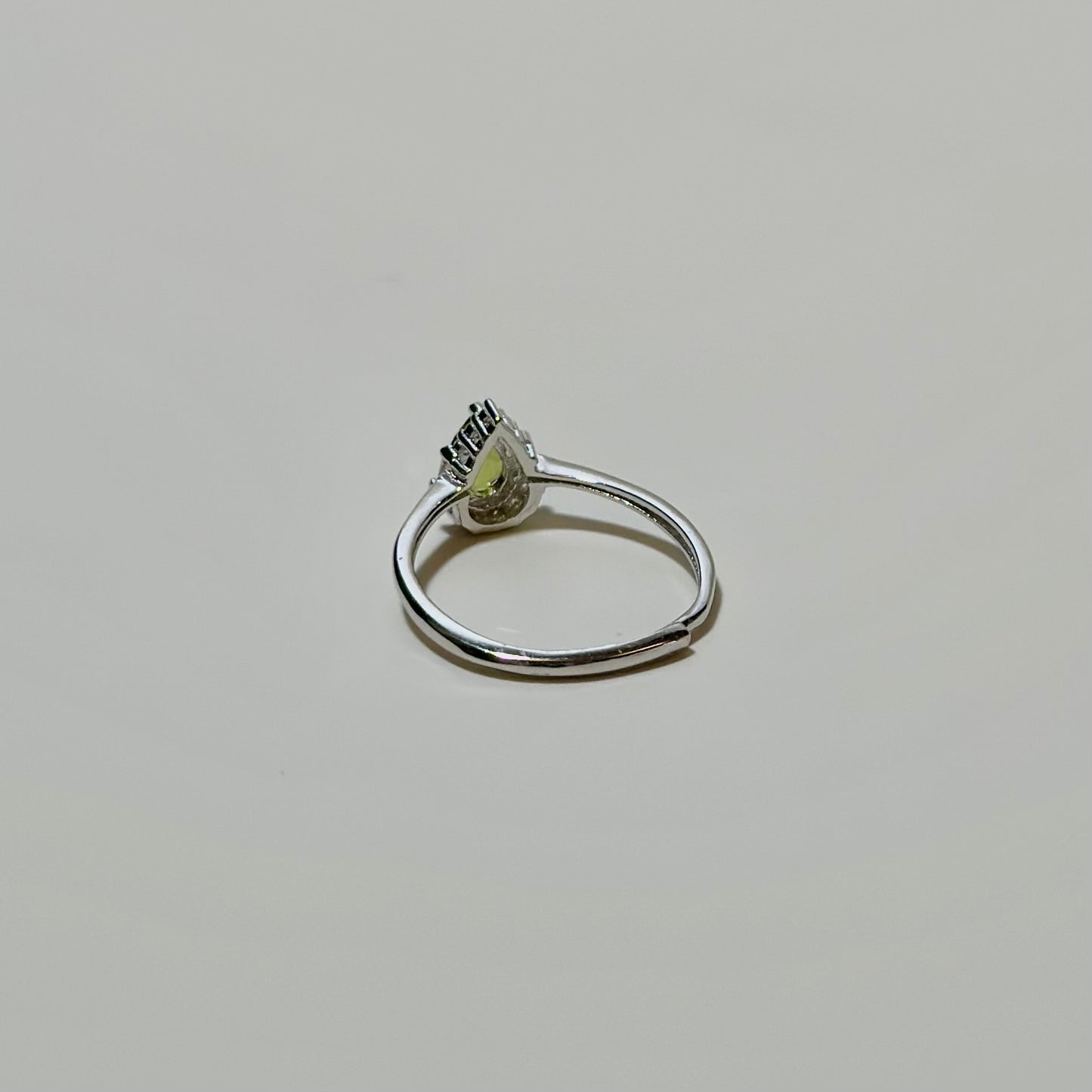 Peridot 925 Sliver Ring