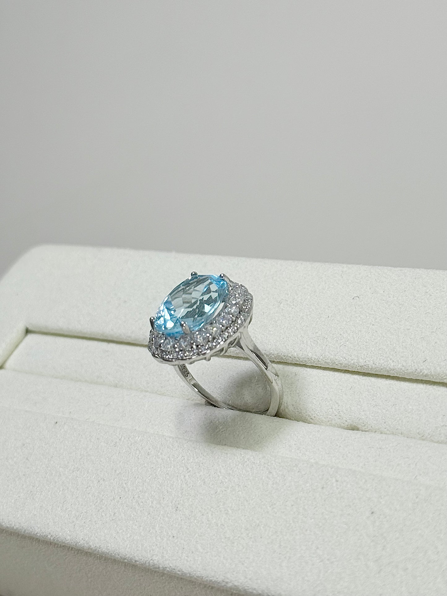 Topaz 925Sliver Adjustable Size Ring