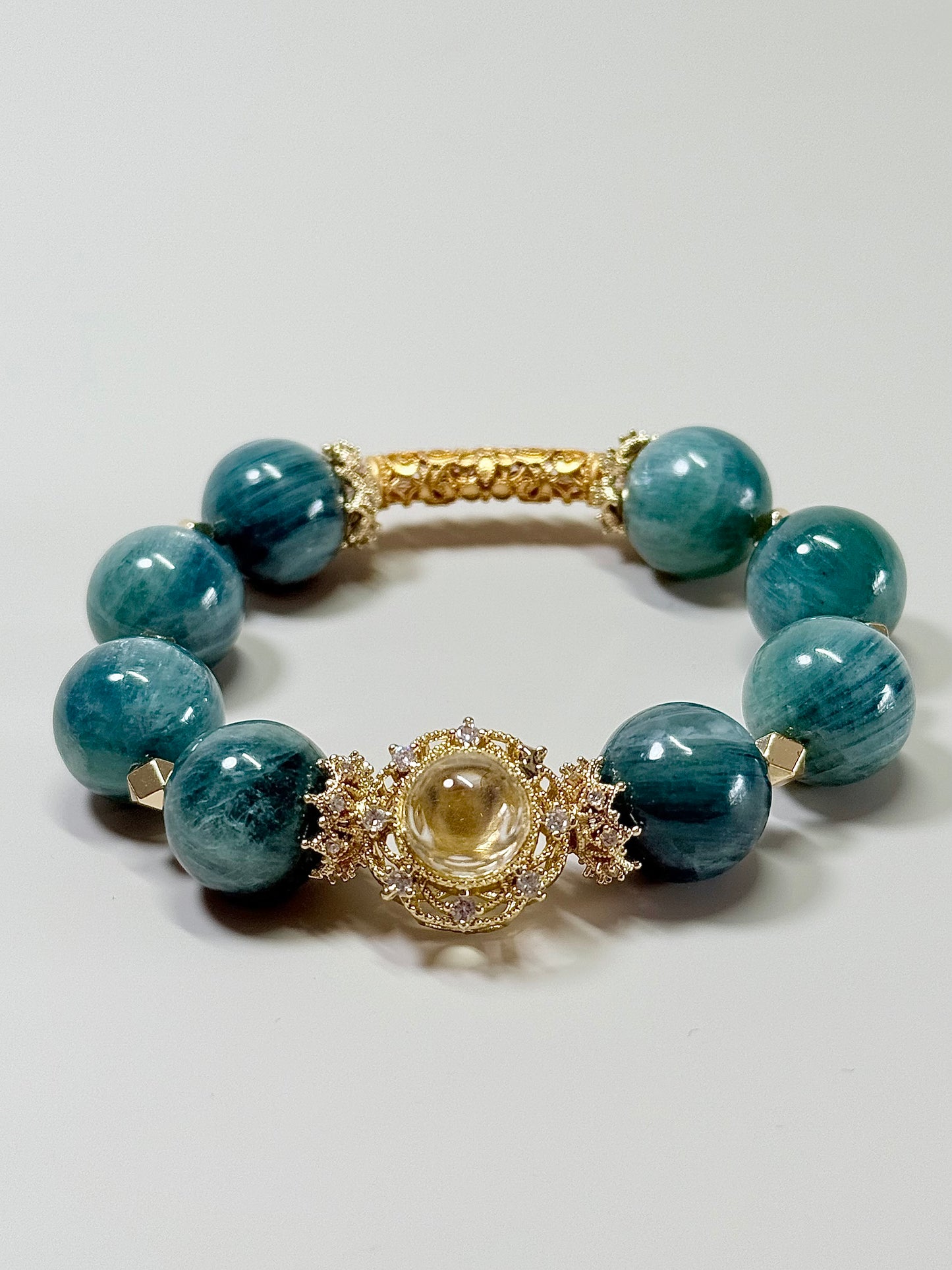 Green-Blue Kyanite Golden Style -15mm