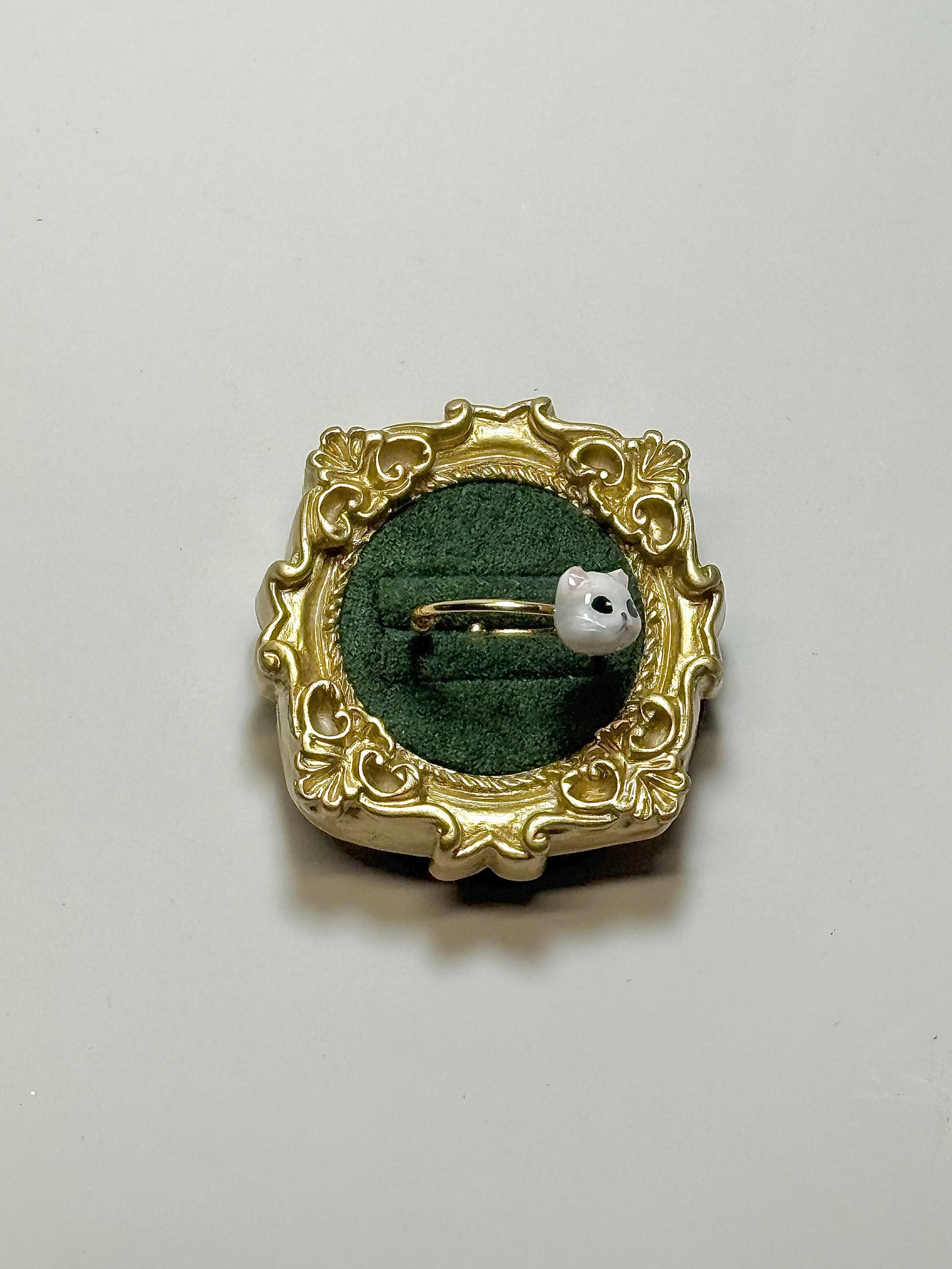 White Cat Ring