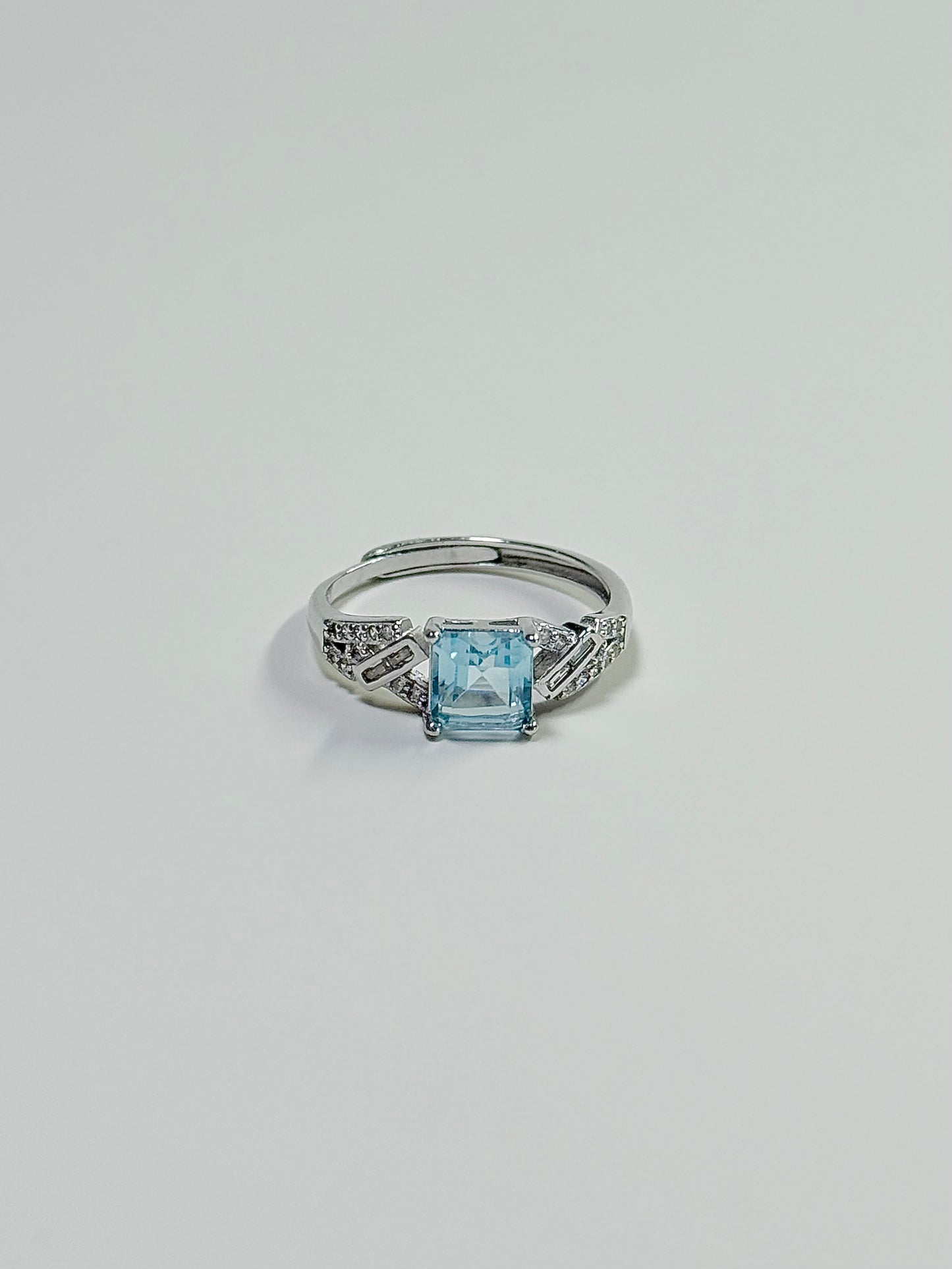 Topaz 925Sliver Adjustable Size Ring