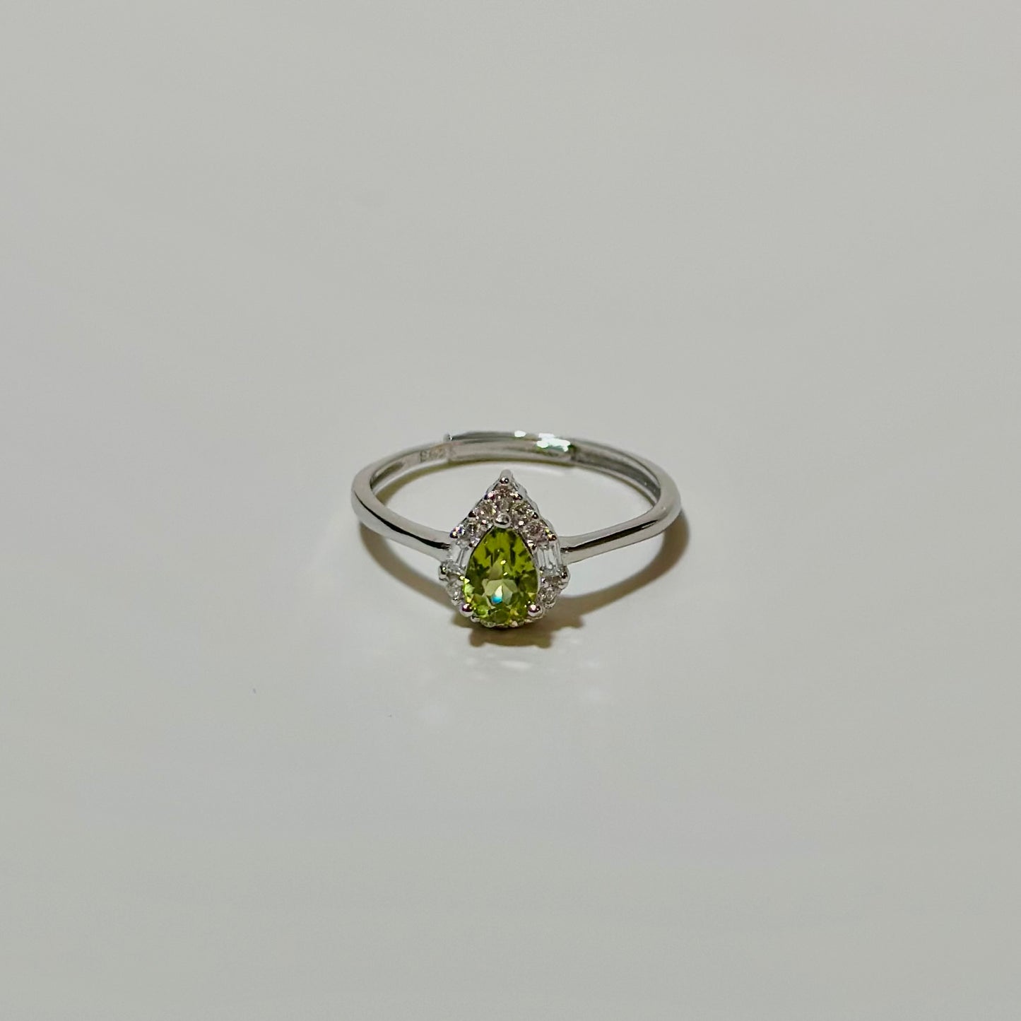 Peridot 925 Sliver Ring