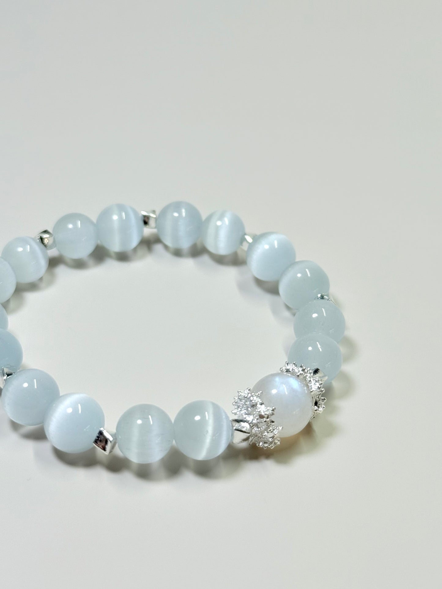 Moonstone & Chrysoberyl 10mm