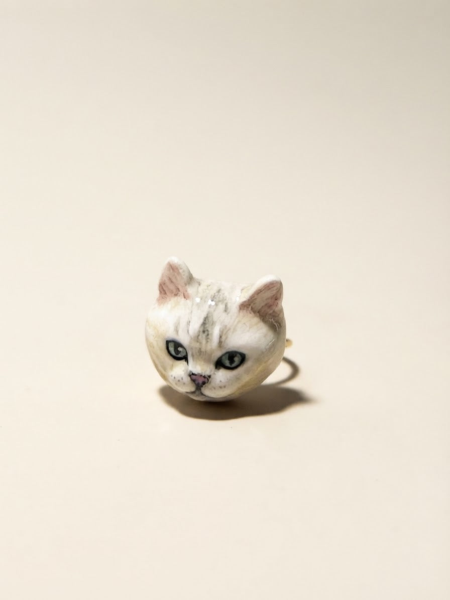 Monty Cat Ring