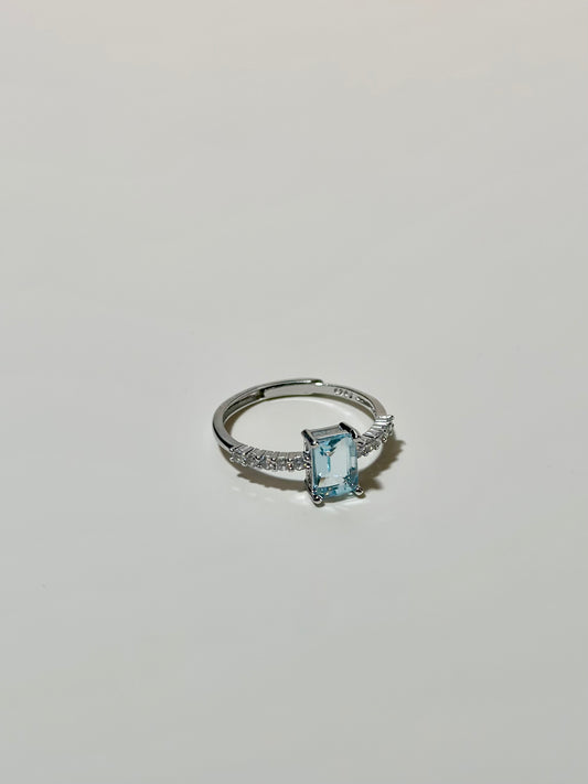 Topaz 925Sliver Adjustable Ring