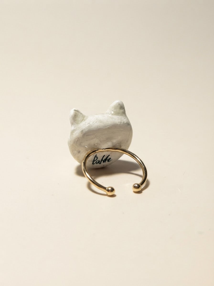Monty Cat Ring
